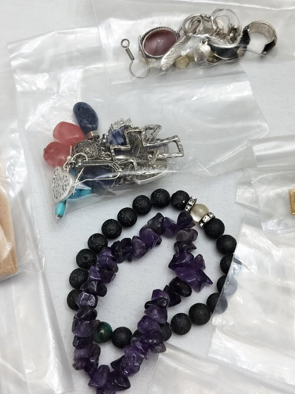 Wearable JEWELRY Lot Mixed Bag Bundle Necklaces Earrings Bracelets Silver Gold - Picture 4 of 8